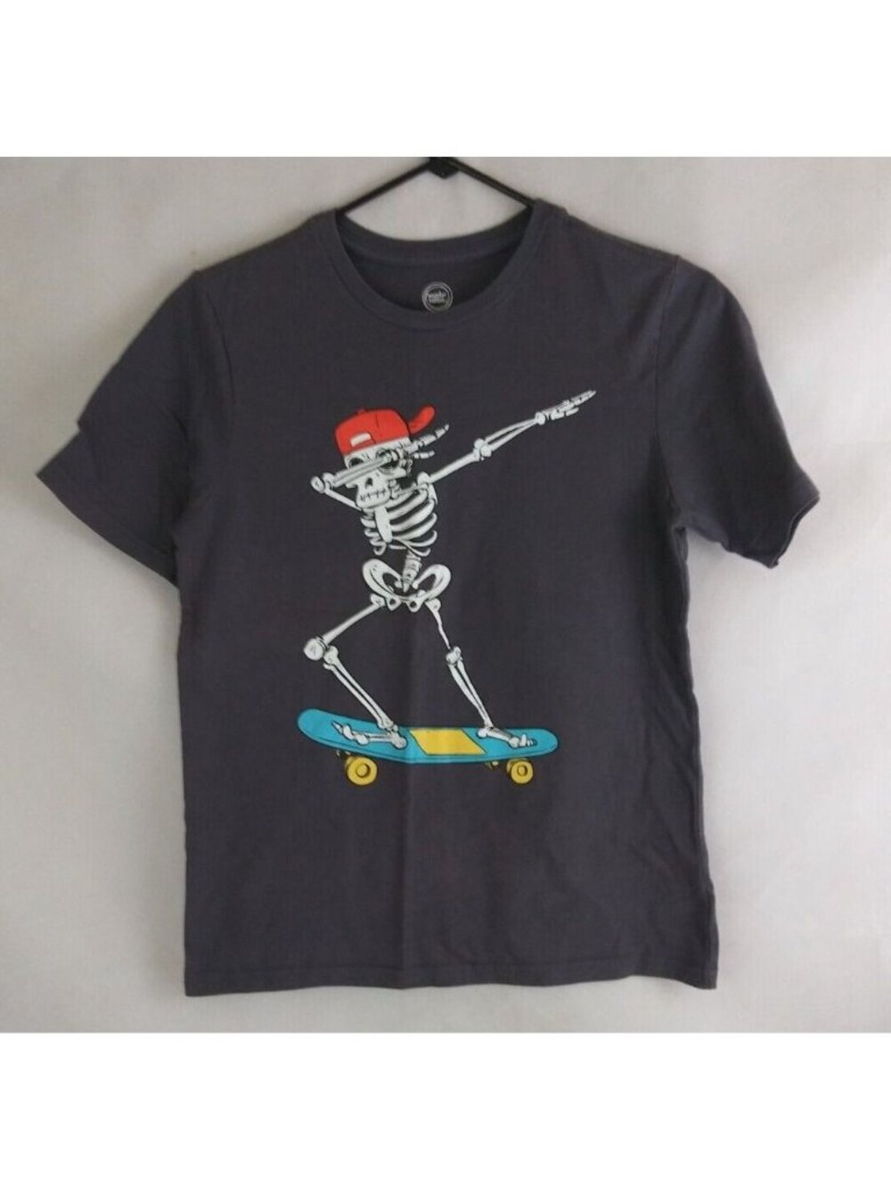 Wonder Nation Gray With Skeleton Riding Skateboard Design Boy's T-Shirt XL 14-16